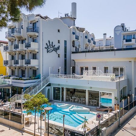Royal Boutique Hotel リッチョーネ エクステリア 写真